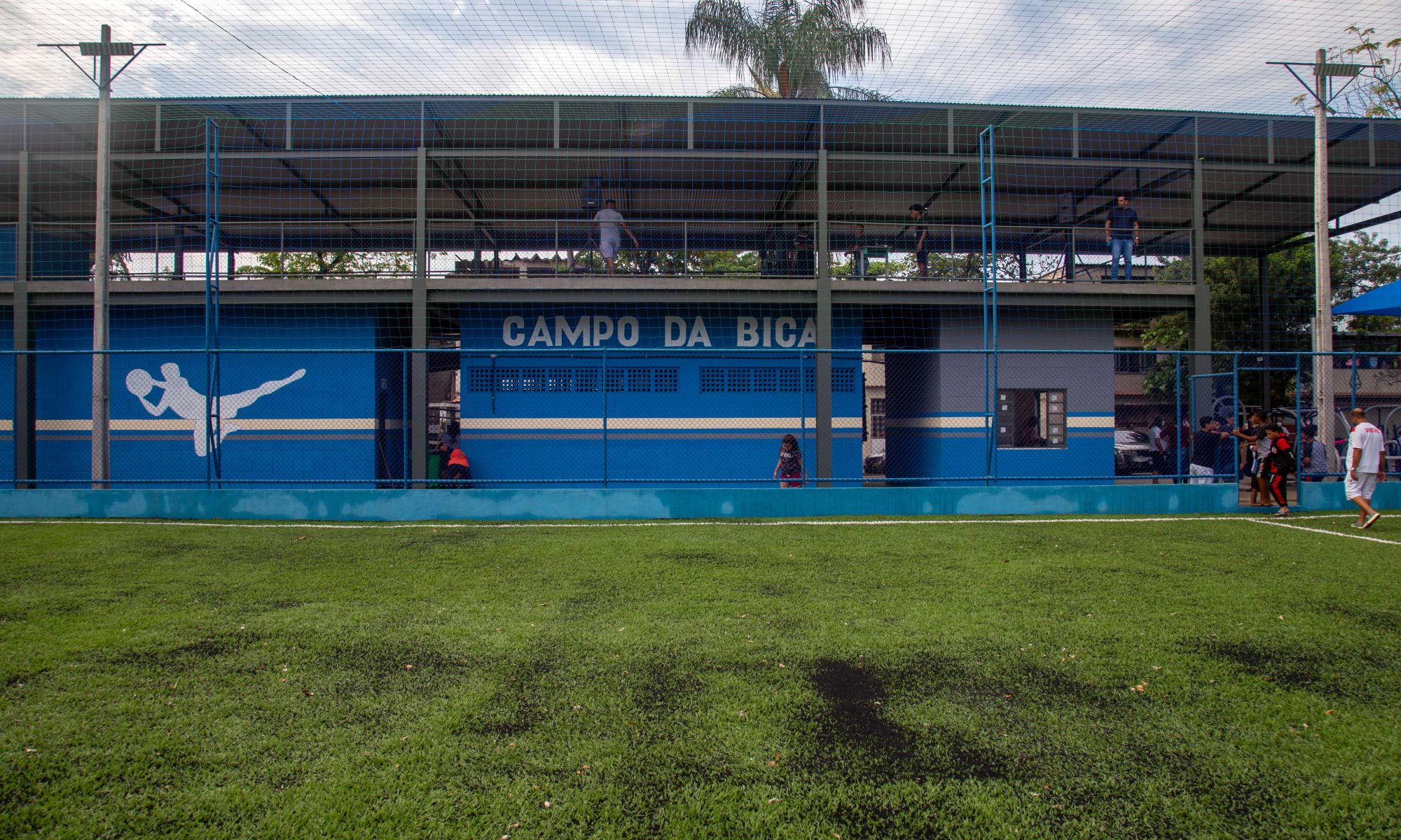 A inauguração do novo Campo da Bica aconteceu no último dia 12 de setembro, com amistosos entre times locais de Mesquita.